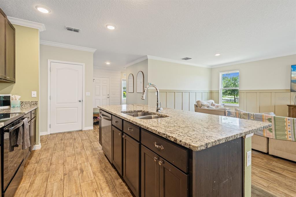 338 Pinecrest Loop Davenport, FL 33837 - Photo 7 of 21