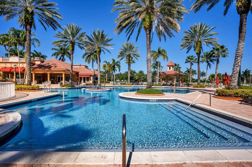 18622 Southwest 41st Street Miramar, FL 33029 - Photo 58 of 63 a view of outdoor space with swimming pool