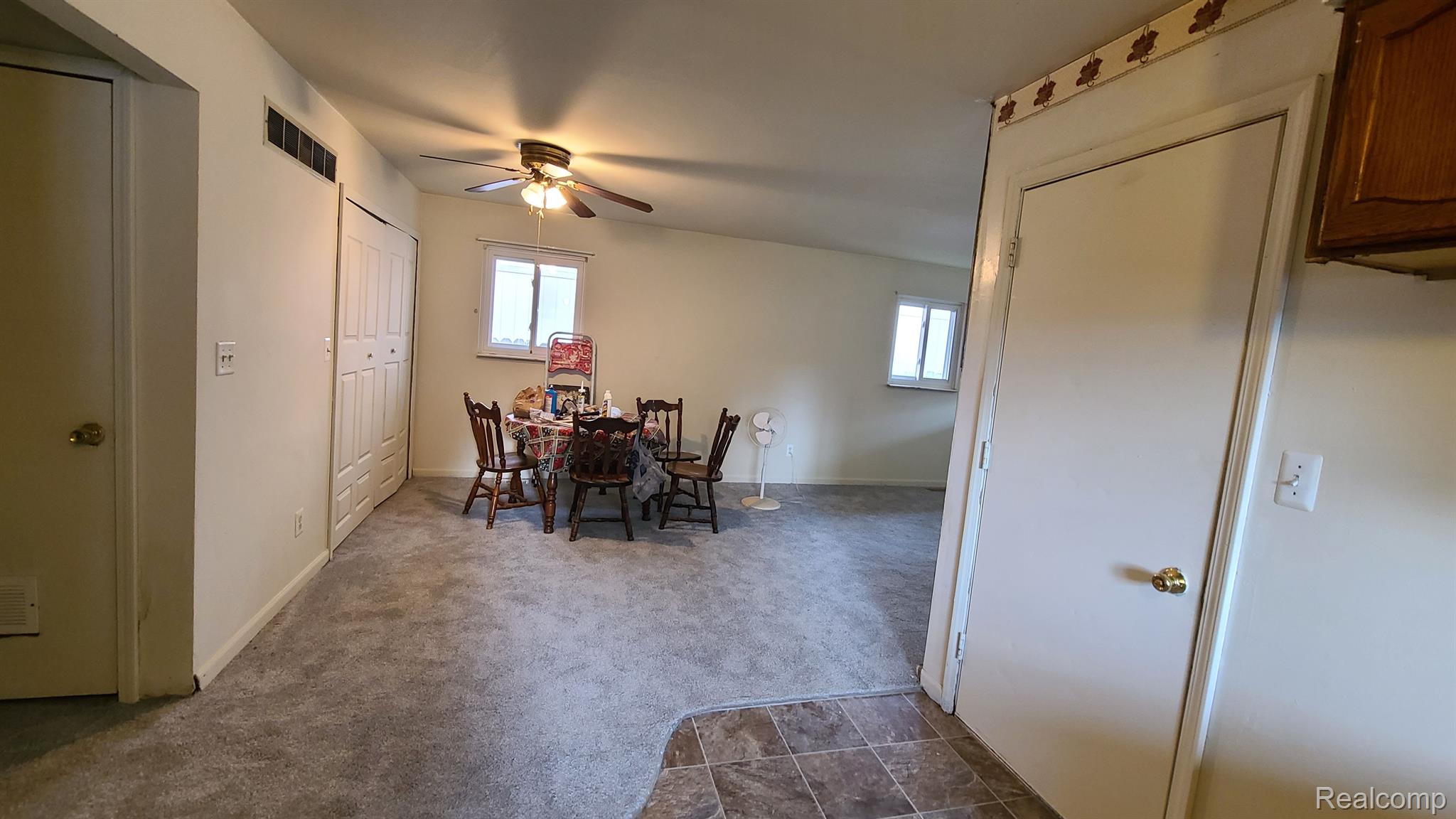 8261 Toepfer Road Warren, MI 48089 - Photo 6 of 17 Gallery Image 6