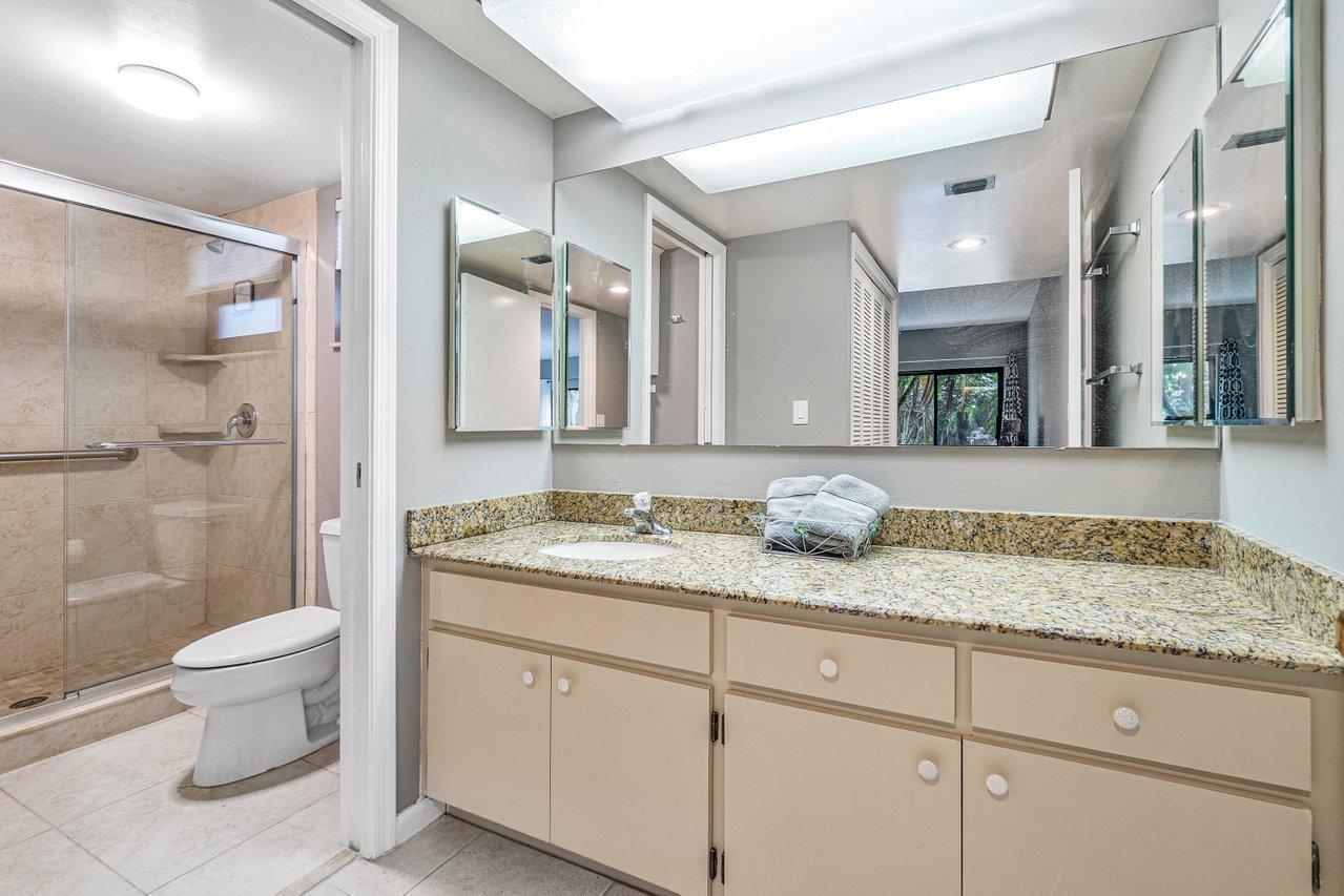 13334 Polo Club Road, Unit 232 Wellington, FL 33414 - Photo 14 of 25 012-13334PoloClubRoad-Wellington-FL-3341