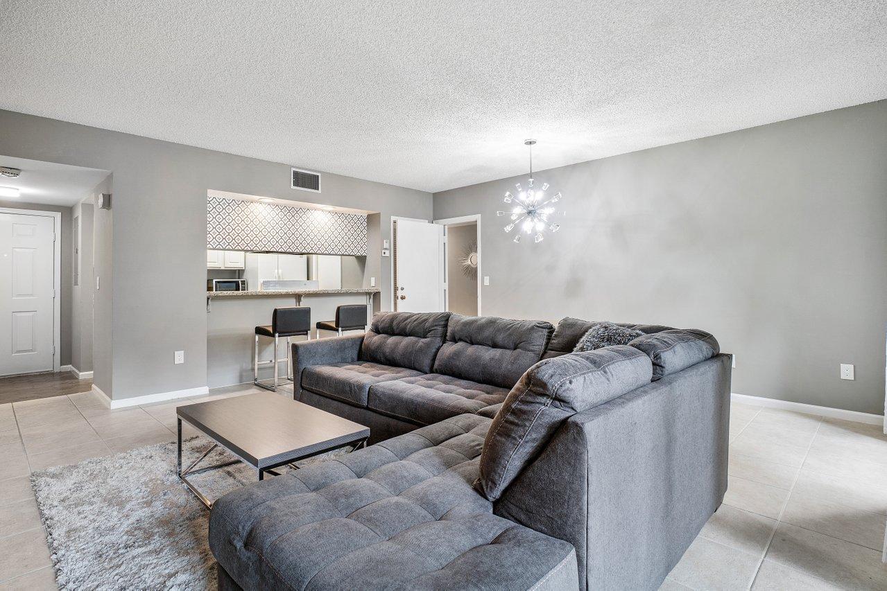 13334 Polo Club Road, Unit 232 Wellington, FL 33414 - Photo 19 of 25 007-13334PoloClubRoad-Wellington-FL-3341
