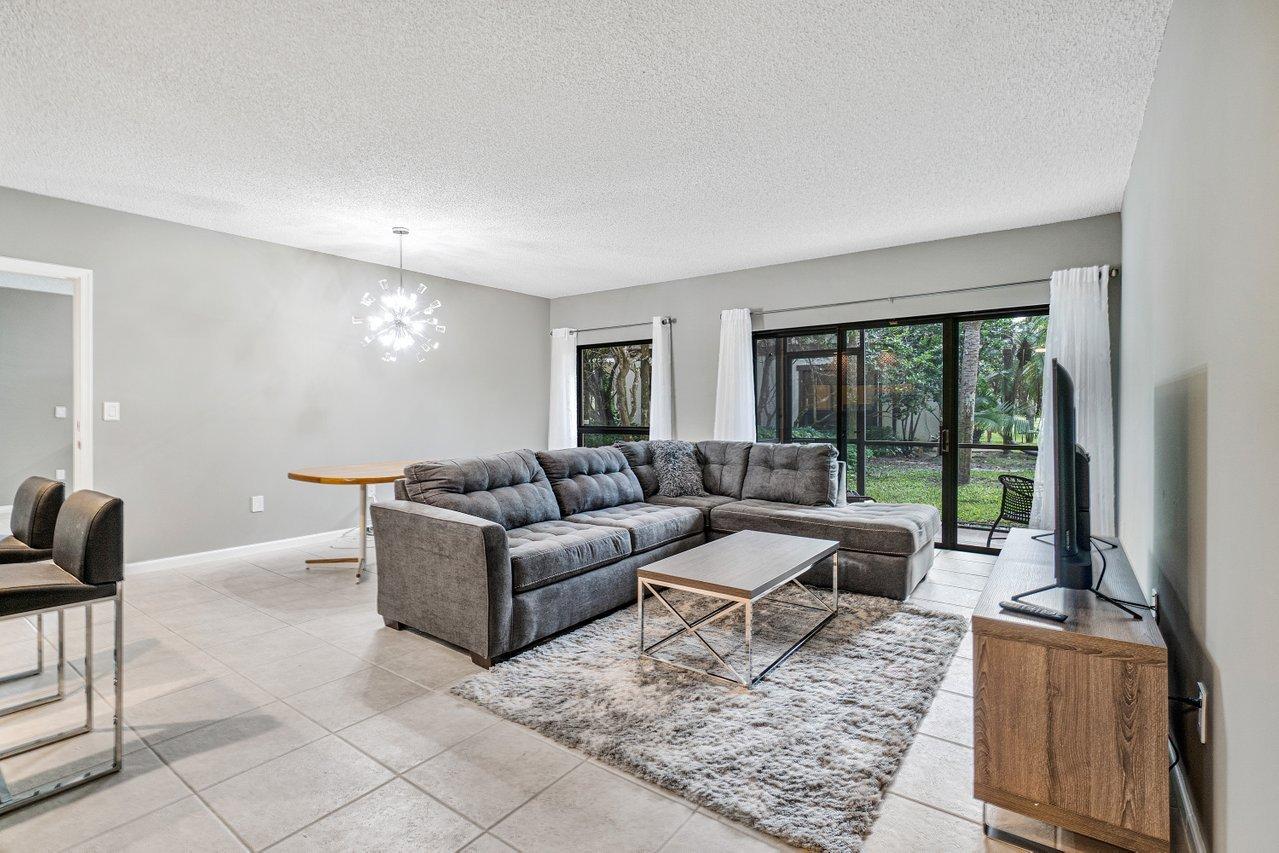 13334 Polo Club Road, Unit 232 Wellington, FL 33414 - Photo 20 of 25 005-13334PoloClubRoad-Wellington-FL-3341
