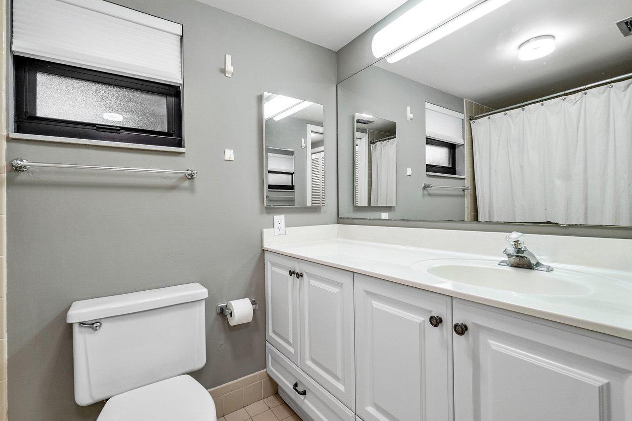 13334 Polo Club Road, Unit 232 Wellington, FL 33414 - Photo 7 of 25 019-13334PoloClubRoad-Wellington-FL-3341