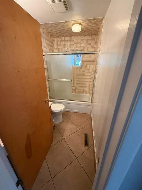 3019 Lathrop Road Manteca, CA 95336 - Photo 22 of 43 a bathroom with a toilet