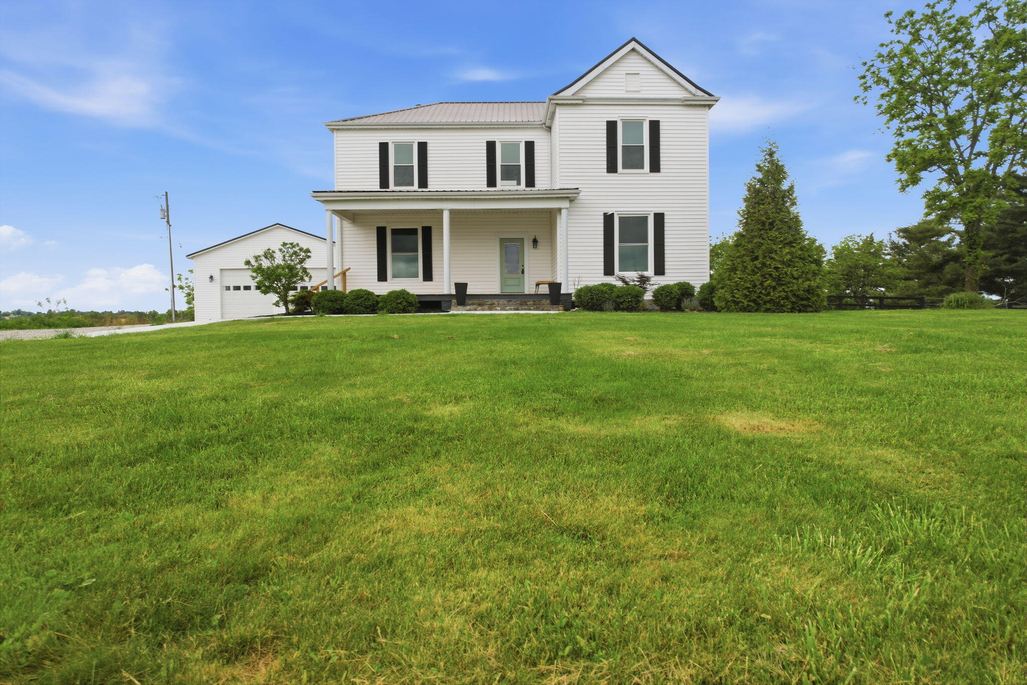 132 West Maple Leaf Road Maysville, KY 41056 - Photo 1 of 50