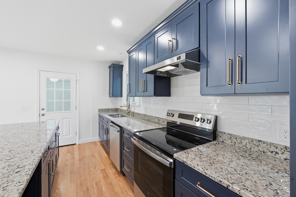 48 Old Boston Road Wilbraham, MA 01095 - Photo 6 of 26