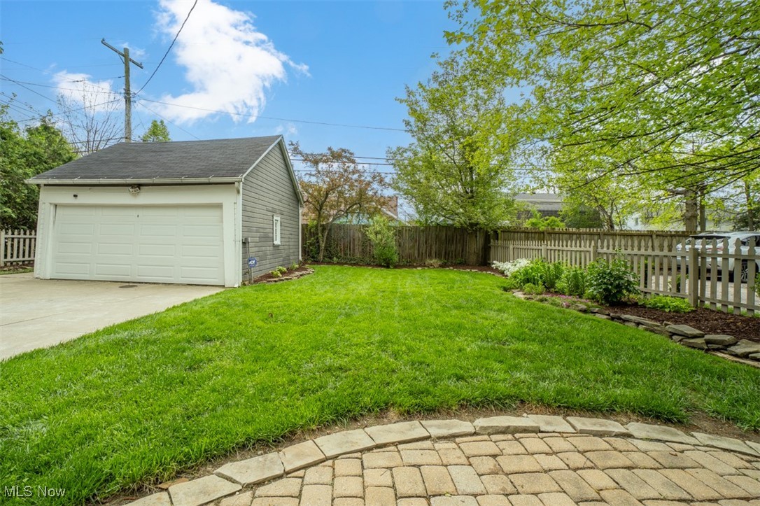 3252 Chadbourne Road Cleveland, OH 44120 - Photo 30 of 34