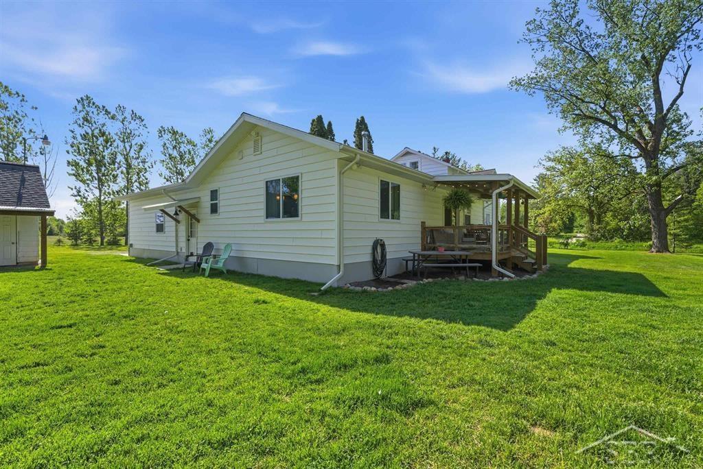 2775 East Siebert Road Midland, MI 48642 - Photo 32 of 47
