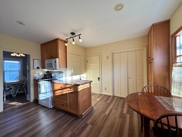 21 Kirk Street Sanford, ME 04083 - Photo 14 of 25 16 kir (2)