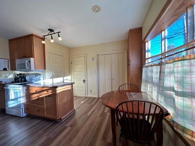 21 Kirk Street Sanford, ME 04083 - Photo 15 of 25 16 kir
