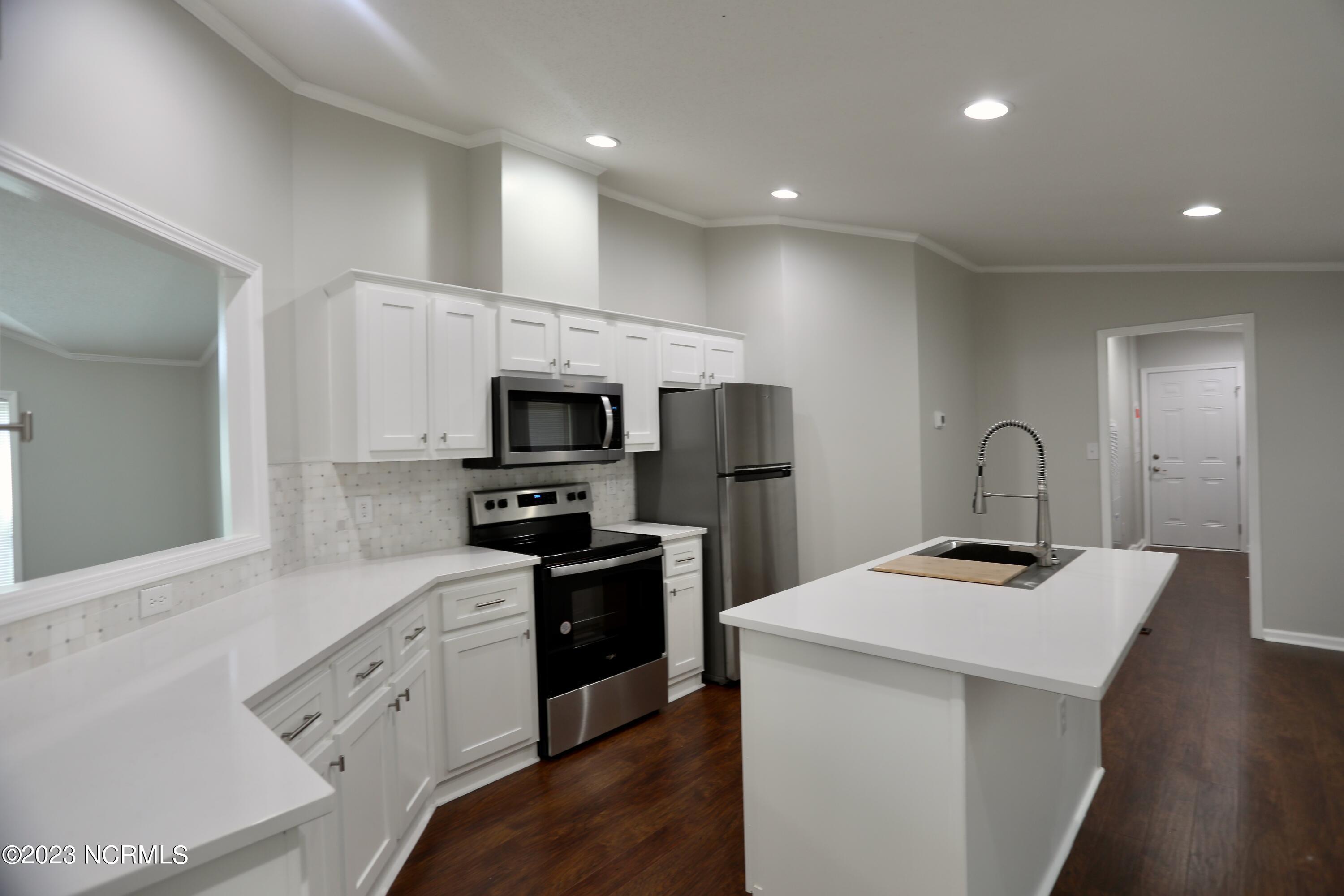 284 Grady Road Cameron, NC 28326 - Photo 7 of 29 023A9215