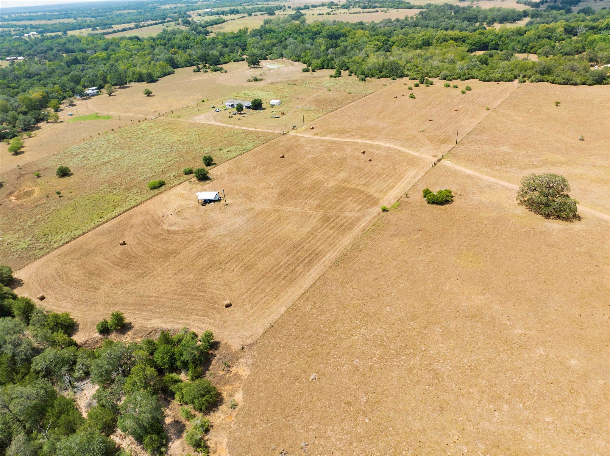 710 County Road 211 Hallettsville, TX 77964 - Photo 14 of 29 an aerial view of a beach
