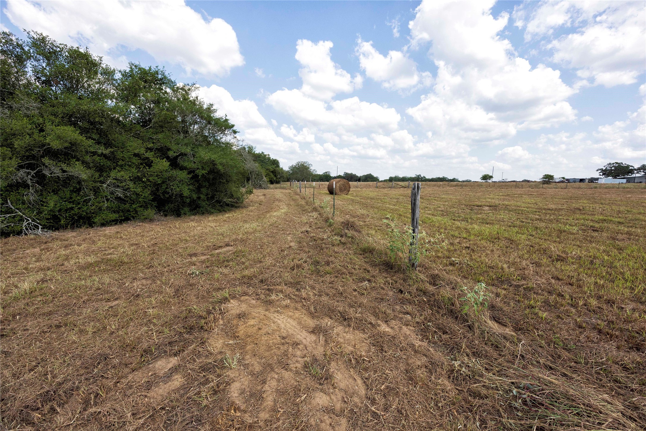 710 County Road 211 Hallettsville, TX 77964 - Photo 23 of 29 a view of lake with mountain