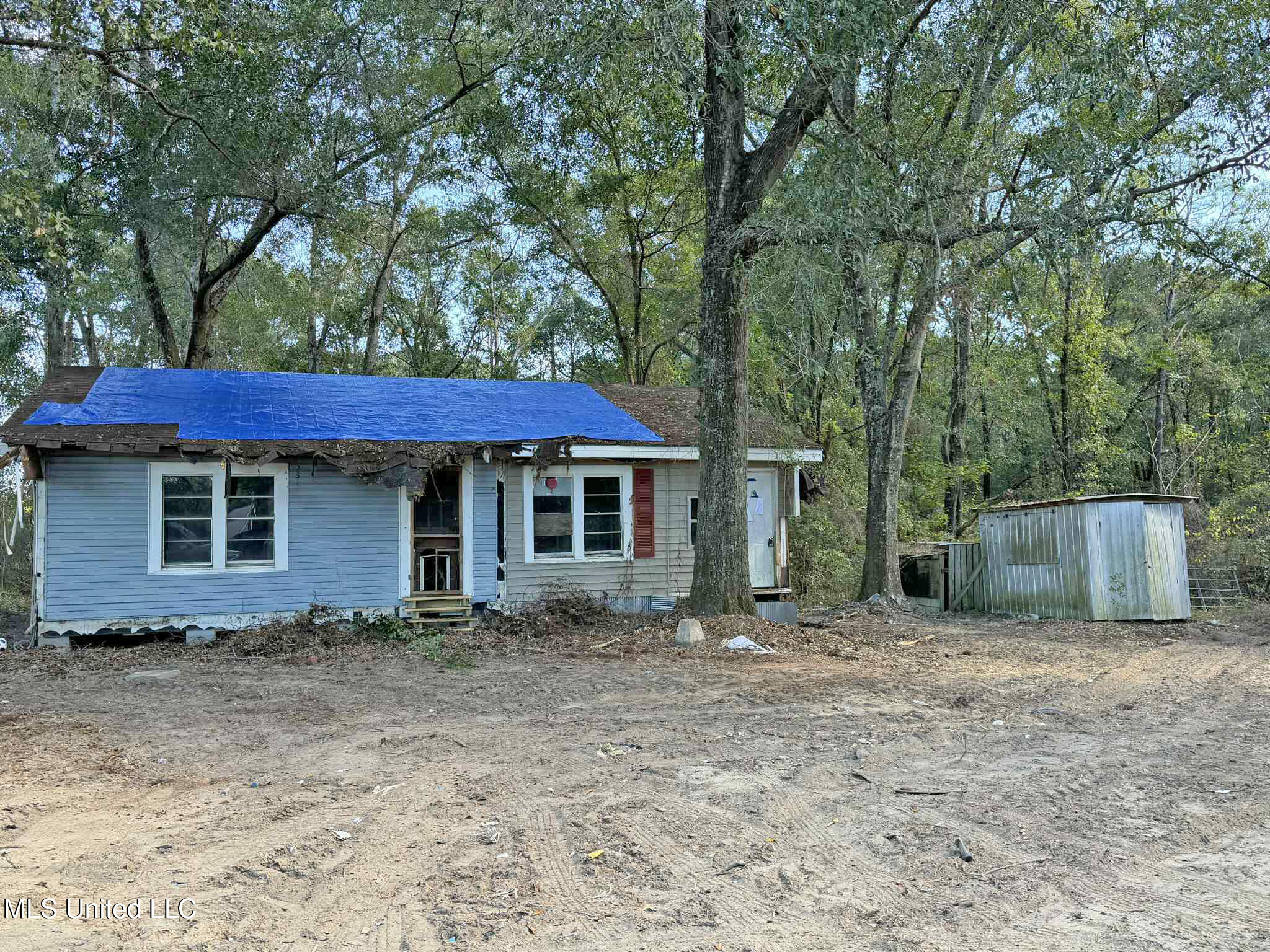 131 Geiger Road Lucedale, MS 39452 - Photo 15 of 16 front close