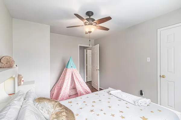 $3,200 | 11230 Sunshine Park Drive, Cypress, TX 77429