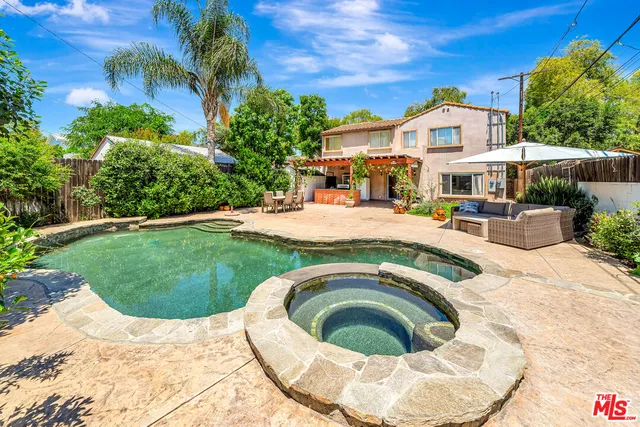 $7,950 | 14916 Hesby Street, Sherman Oaks, CA 91403