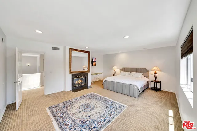 $7,950 | 14916 Hesby Street, Sherman Oaks, CA 91403