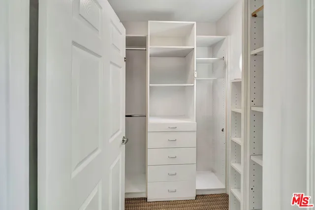 $7,950 | 14916 Hesby Street, Sherman Oaks, CA 91403