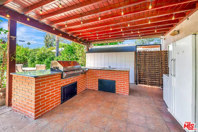 $7,950 | 14916 Hesby Street, Sherman Oaks, CA 91403