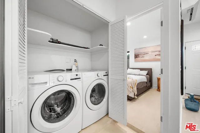 $7,950 | 14916 Hesby Street, Sherman Oaks, CA 91403