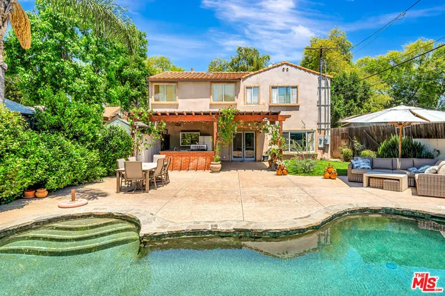 $7,950 | 14916 Hesby Street, Sherman Oaks, CA 91403