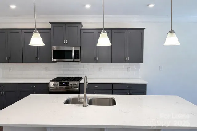 $2,990 | 6100 Trinity Xing Circle, Kannapolis, NC 28081