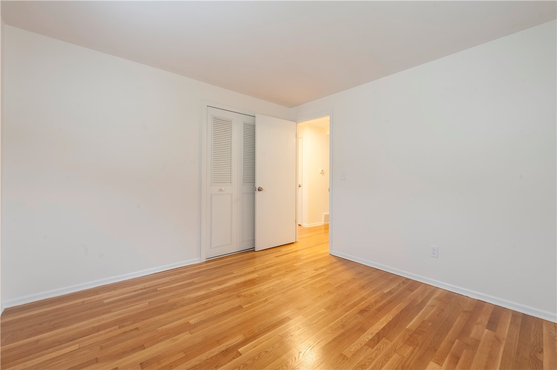 120 Rowe Avenue Pawtucket, RI 02861 - Photo 15 of 33