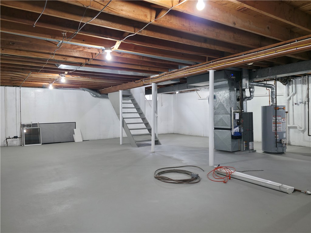 120 Rowe Avenue Pawtucket, RI 02861 - Photo 24 of 33