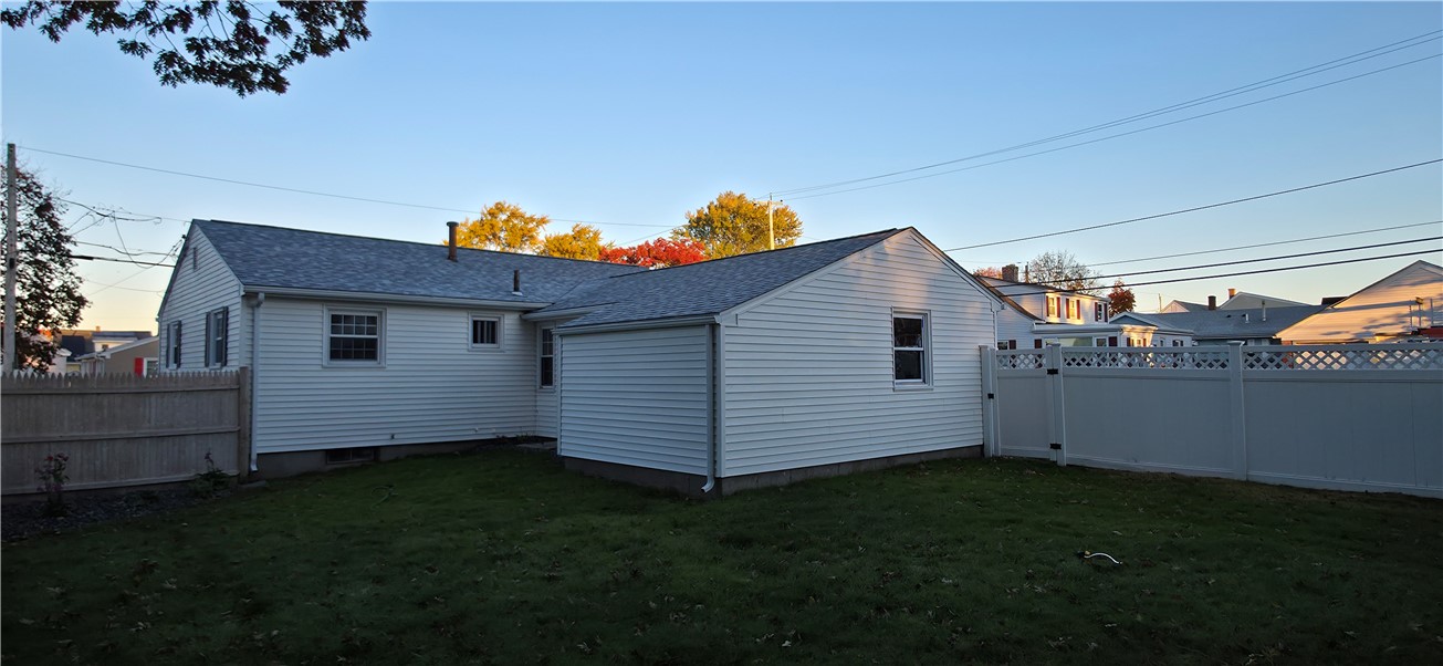 120 Rowe Avenue Pawtucket, RI 02861 - Photo 26 of 33