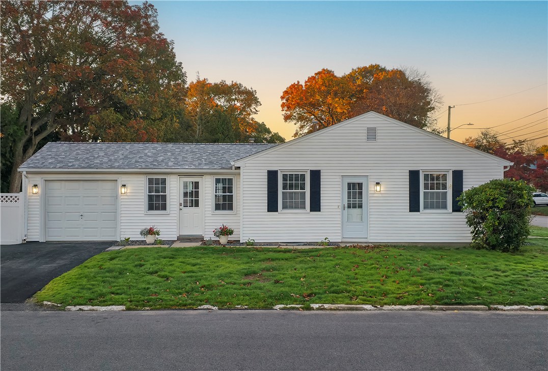 120 Rowe Avenue Pawtucket, RI 02861 - Photo 32 of 33