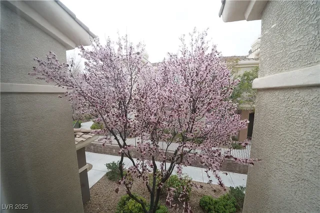 $1,695 | 9050 West Warm Springs Road, Unit 2149, Las Vegas, NV 89148