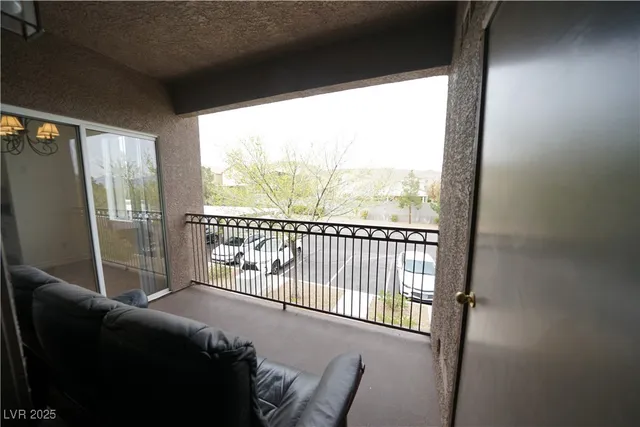 $1,695 | 9050 West Warm Springs Road, Unit 2149, Las Vegas, NV 89148