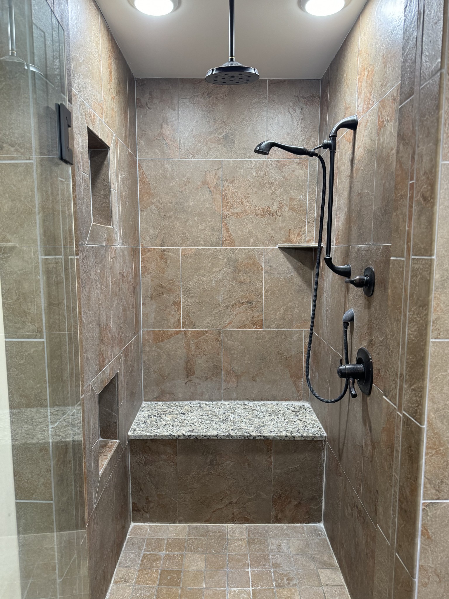 4451 Airport Road Springfield, TN 37172 - Photo 14 of 31 a bathroom with a bath tub and shower