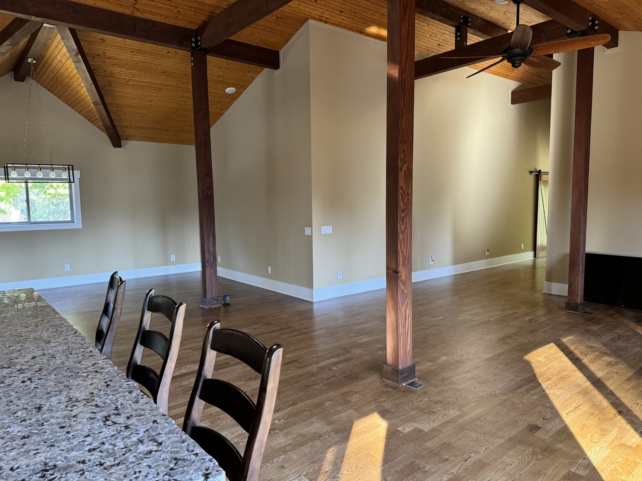 4451 Airport Road Springfield, TN 37172 - Photo 10 of 31 a view of a hallway with seating area