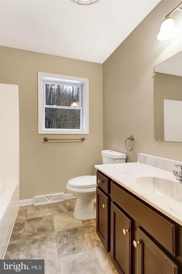 378 Watson Road Delta, PA 17314 - Photo 18 of 25 Gallery Image 18
