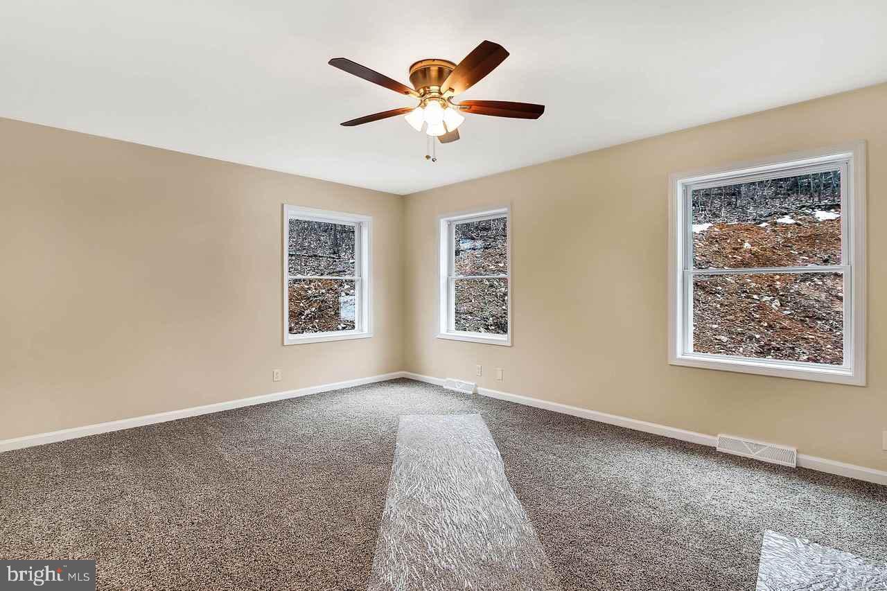 378 Watson Road Delta, PA 17314 - Photo 8 of 25 Gallery Image 8