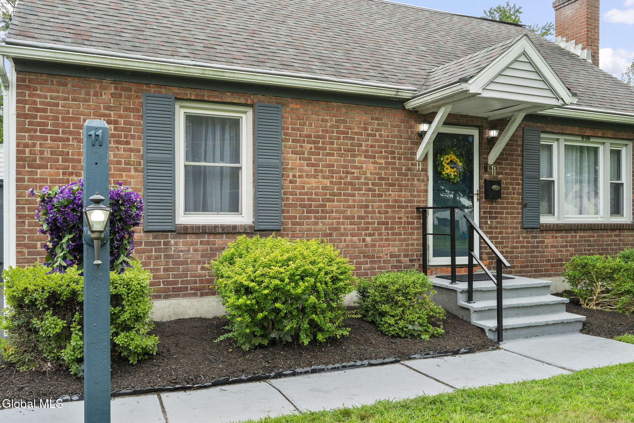11 Rapple Drive Colonie, NY 12205 - Photo 4 of 57 5-web-or-mls-11-rapple-dr