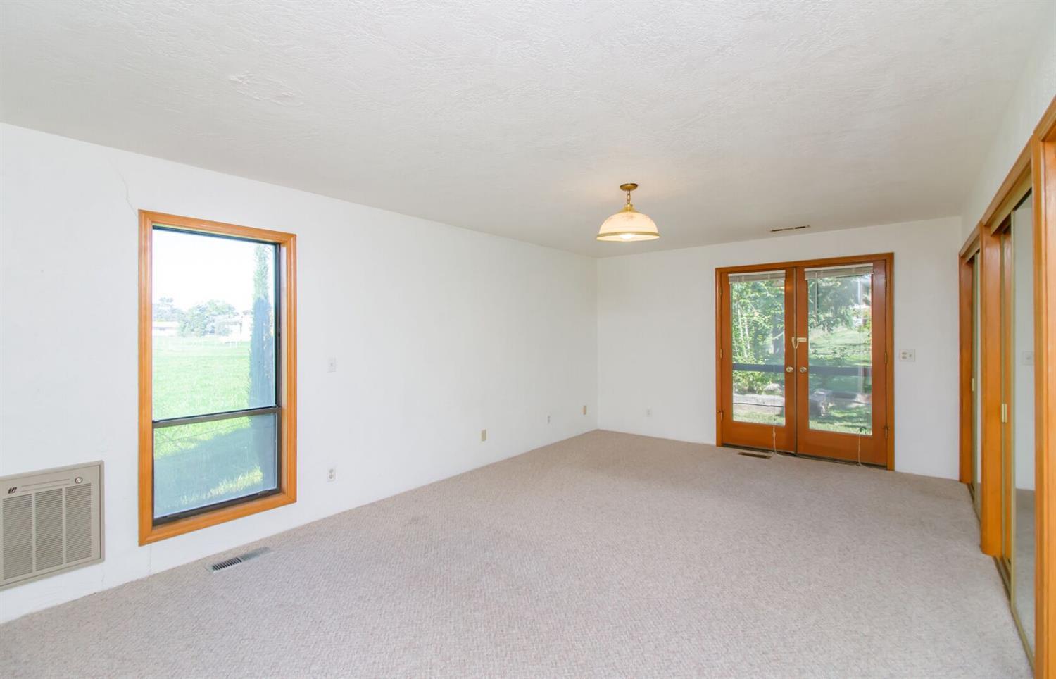 93 Wilson Road Ashland, OR 97520 - Photo 14 of 35 Additional Photo