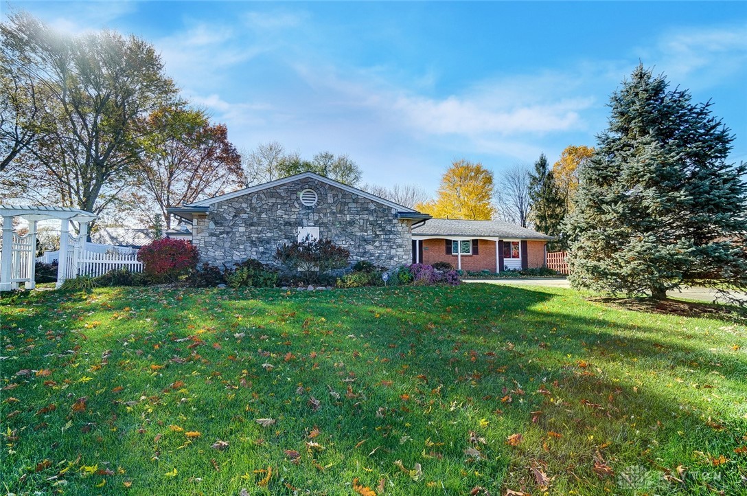 2916 Swigert Road Kettering, OH 45440 - Photo 3 of 44 Gallery Image 3