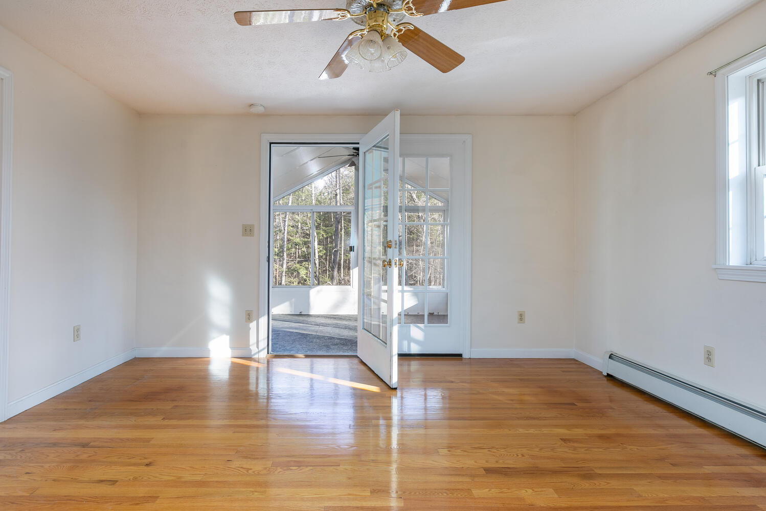 434 Kennebunk Road Alfred, ME 04002 - Photo 5 of 40 434 Kennebunk Rd Alfred ME-large-006-001