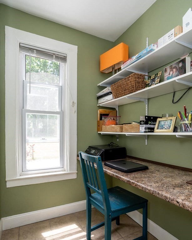 27 Lyman Road, Unit A Northampton, MA 01060 - Photo 14 of 24 Gallery Image 14