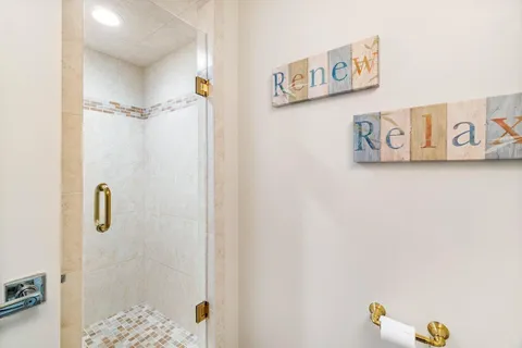 $1,250,000 | 3602 South Ocean Boulevard, Unit 104, Highland Beach, FL 33487