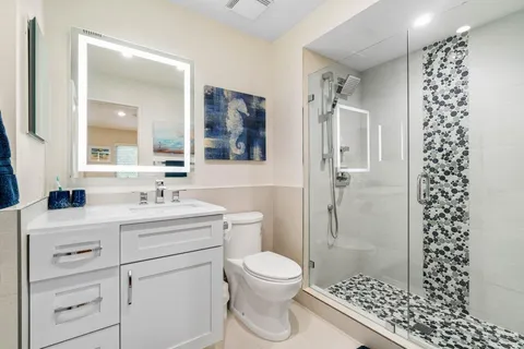 $1,250,000 | 3602 South Ocean Boulevard, Unit 104, Highland Beach, FL 33487