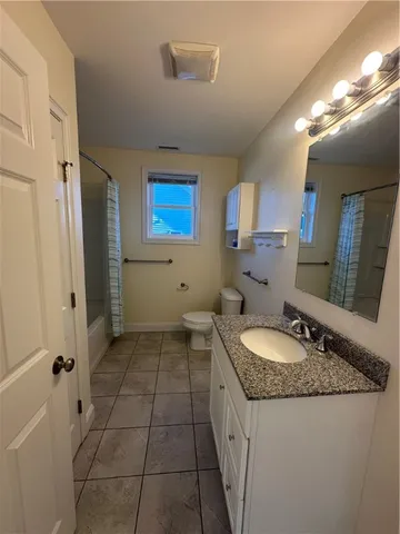 $2,950 | 32 Seafare Lane, Portsmouth, RI 02871