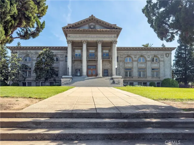 $3,100 | 511 Alvarado Street, Redlands, CA 92373