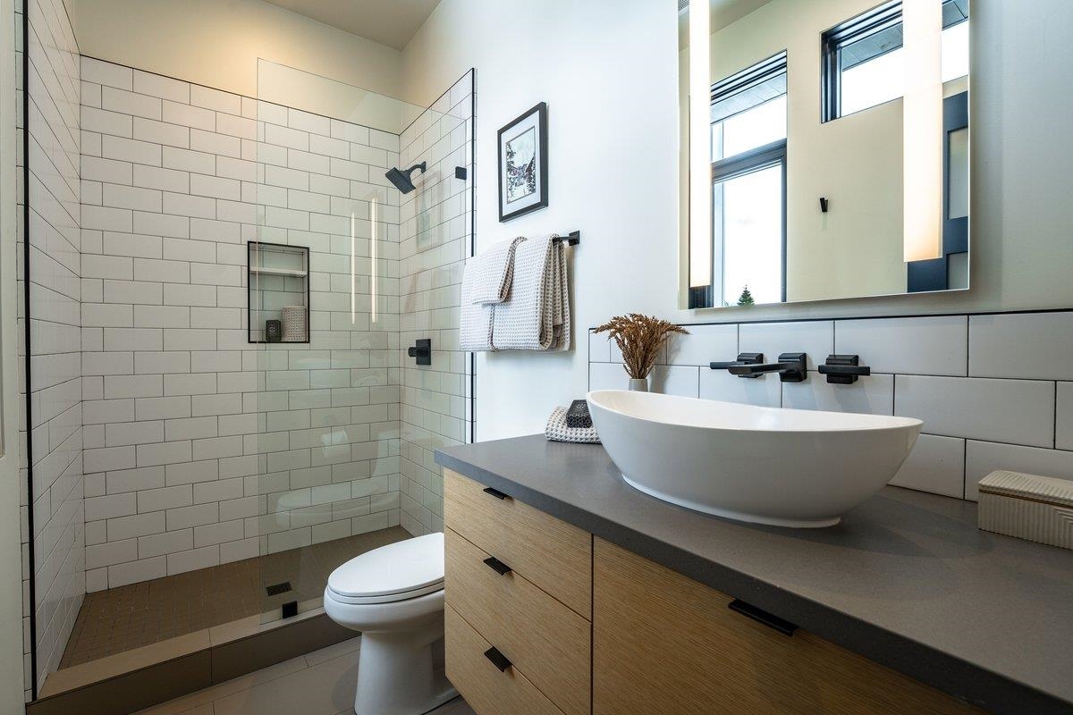 10529 Aspenwood Road Truckee, CA 96161 - Photo 20 of 28