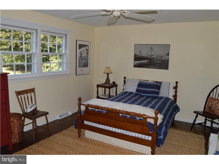 408 Dutton Mill Road Malvern, PA 19355 - Photo 13 of 23 Bedroom 3