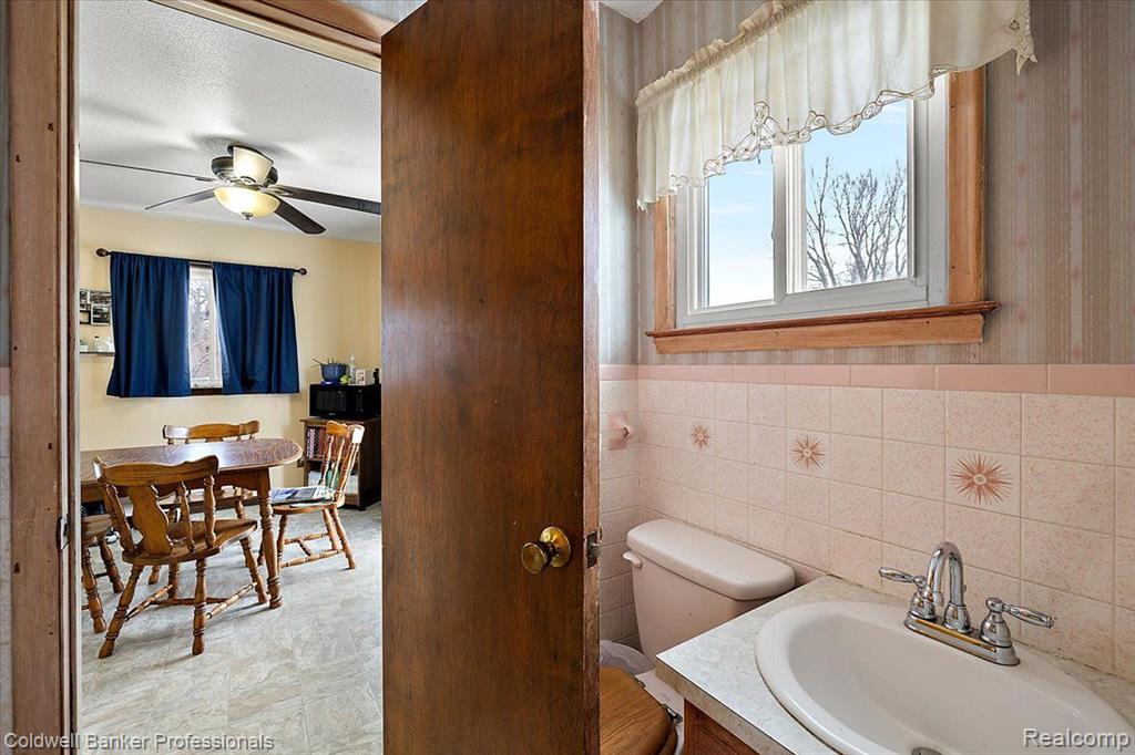 4423 McDowell Road Lapeer, MI 48446 - Photo 25 of 47