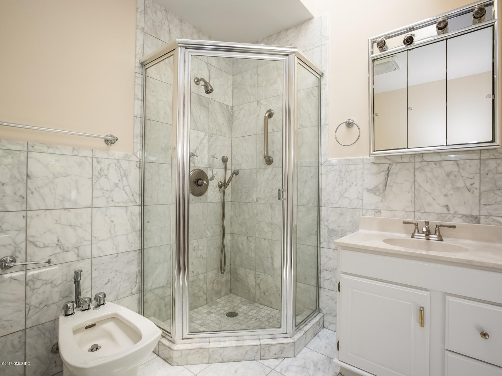 1 Elizabeth Lane Riverside, CT 06878 - Photo 17 of 26 a bathroom with a sink and a mirror