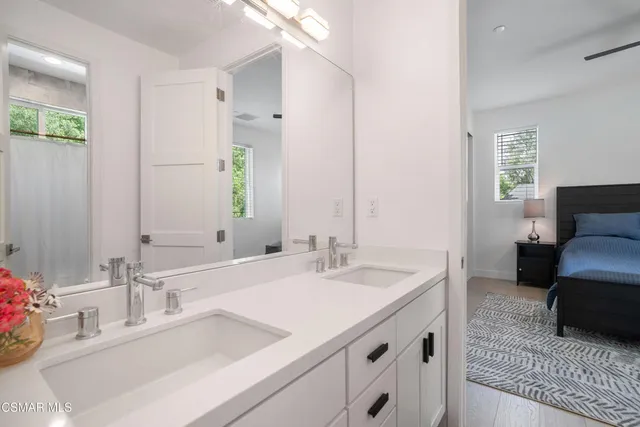 $20,000 | 19067 Sprague Street, Tarzana, CA 91356